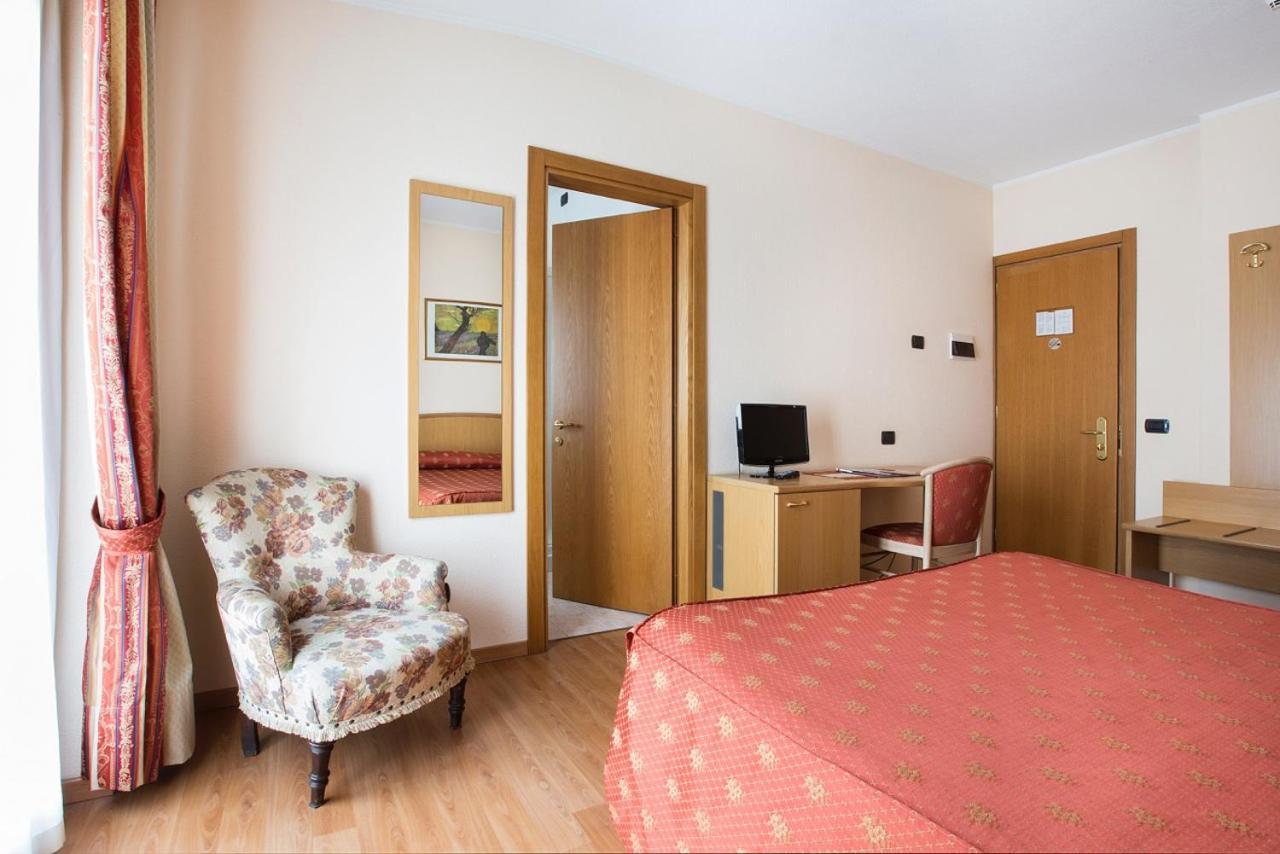 Hotel Piuro Prosto di Piuro Esterno foto